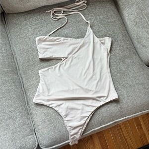 Princess Polly Cutout Bodysuit in Light Cream